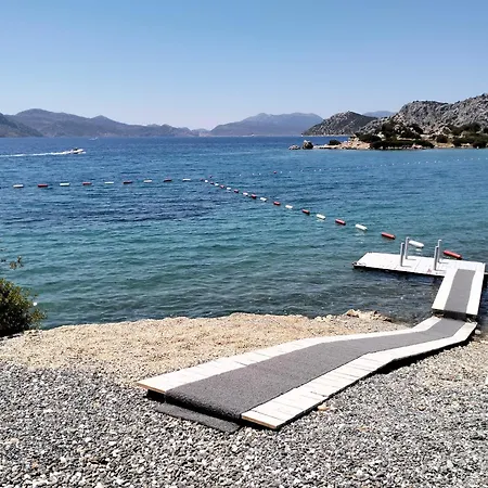 Riva Soeguet Beach 말마리스